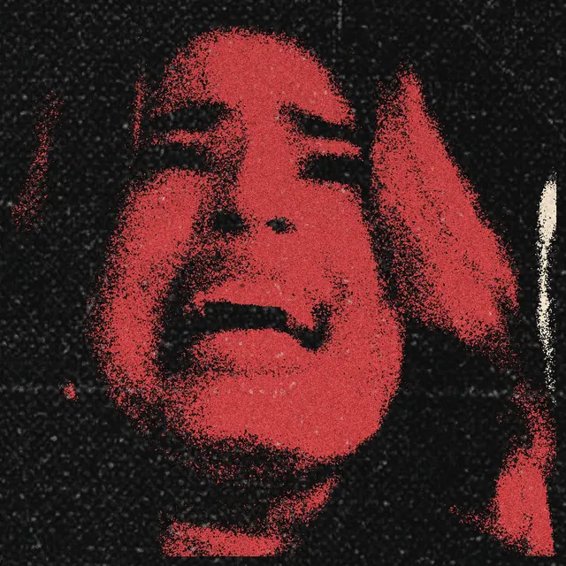 Atriz gritando de medo